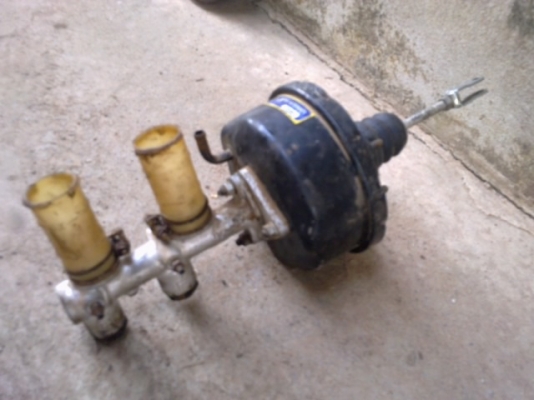 หม้อลมเบรคถอดจากดัสสัน 620