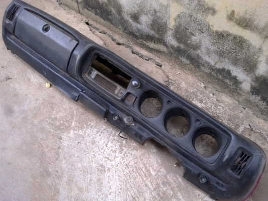 คอนโซนหน้า ดัสสัน 620