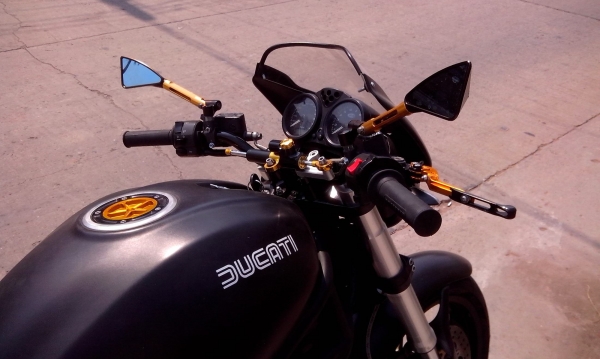 ขายDucati M800อินวอย+สรรพสามิต เครื่องดีมากๆ แน่นๆเงียบๆเสียงโหดๆลดด่วนๆครับ