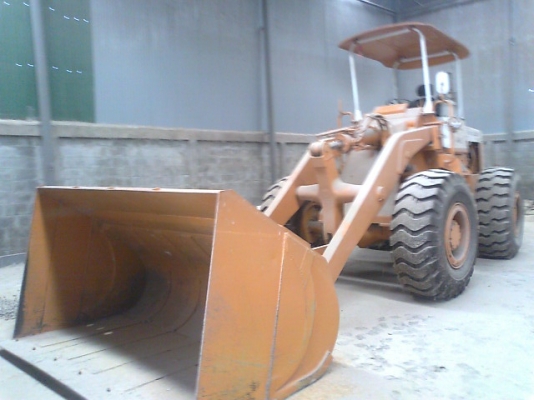 รตักล้อยาง KOMATSU JS65-2 ต่อแขนแล้วเก่านอกซื้อมาใช้งานเดียว