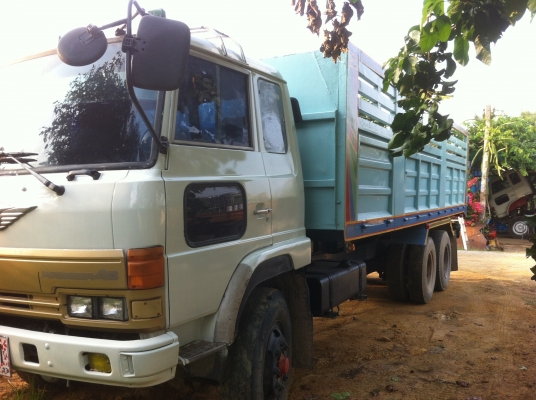 ขายรถดั้มยาว7เมตร50 เพลาเดียว พร้อมใช้