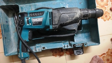 สว่านโรตารี่3ระบบMAKITAรุ่นHR2611FT ระบบAVT แท้ ถูก ครับ สว่านโรตารี่3ระบบMAKITAรุ่นHR2611FT ระบบAVT แท้ ถูก ครับ