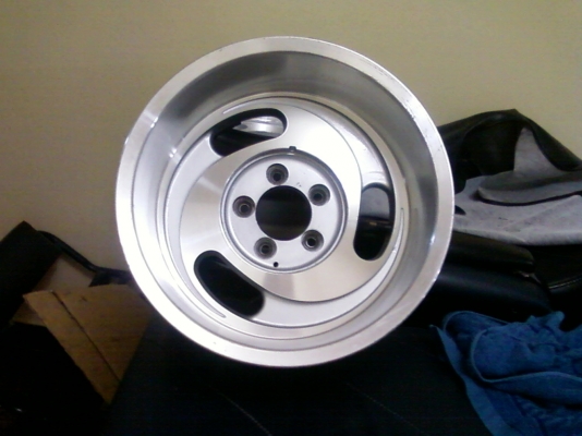 แม้กแนว เรโทรเนื้อแน่นขอบหนาๆ เงาวิ้ง