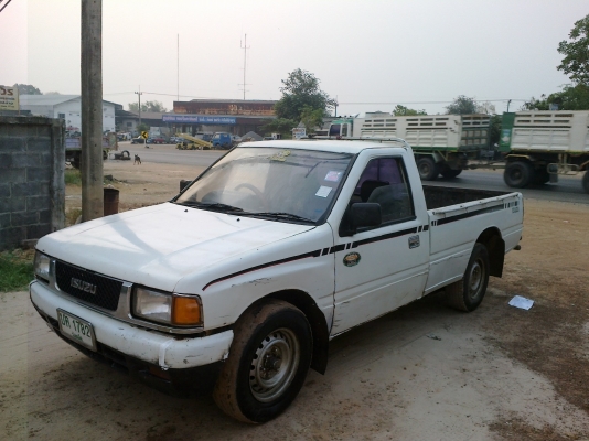 อีซูซเดิมสวย ขายถูก พร้อมใช้