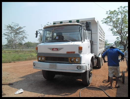 สิบล้อฮีโน่ KT 925 เพลาเดียวดั้ม สภาพสวยๆ