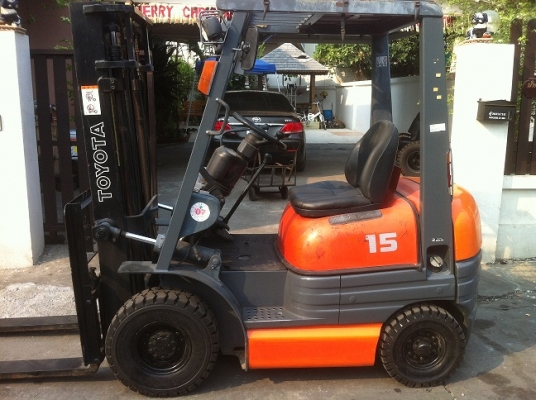 ขาย ฟอล์คลิฟท์ 1.5 ตัน TOYOTA 6FG15  รถมือ 2 นรำเข้าจากญี่ปุ่น
