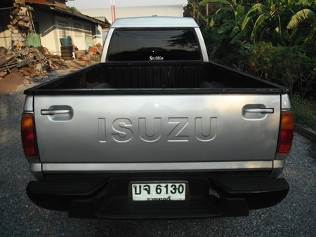 ขาย ISUZU, KB 2500 เครื่องดี ครัซซีสวย สภาพดีมาก คืนสภาพให้รถครบถ้วน