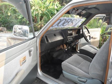 ขาย ISUZU, KB 2500 เครื่องดี ครัซซีสวย สภาพดีมาก คืนสภาพให้รถครบถ้วน