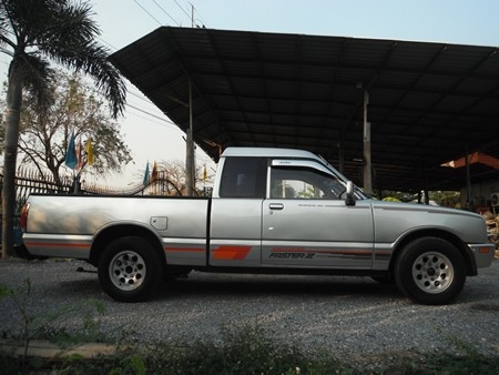 ขาย ISUZU, KB 2500 เครื่องดี ครัซซีสวย สภาพดีมาก คืนสภาพให้รถครบถ้วน