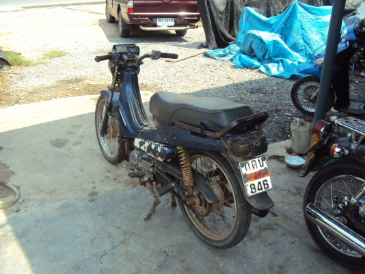 ขายยามาฮ่าเบล100ไม่มีทะเบียนขับขี่ได้สนใจติดต่อสรกฤช 081-8478107