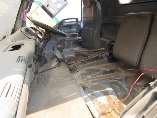 NPRดั้มหัวการ์ตูน-120แรง-รถห้าง-สำหรับนักปั้น