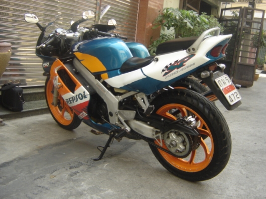 ขายด่วน NSR 150 SP สวยมาก สีเขียวส้ม ราคา 39900  รถอยู่ที่    ไปรษณย์  ยานนาวา กทม ติดต่อคุณ เจ โทร. 0808051985