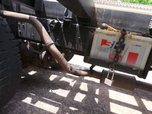 รถสิบล้อท้ายลาดยี่ห้อ ISUZU  FVZ หัวบางเดิม เครื่องเดิม คัซซีสวยตลอดแนวค่ะ