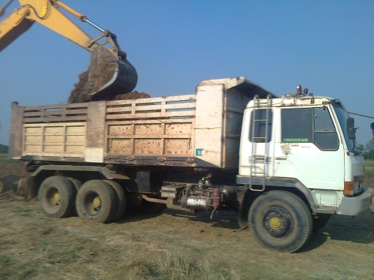 MITSUBISHI FN527M-TF 220 แรงม้า 2 เพลา ดัมพ์