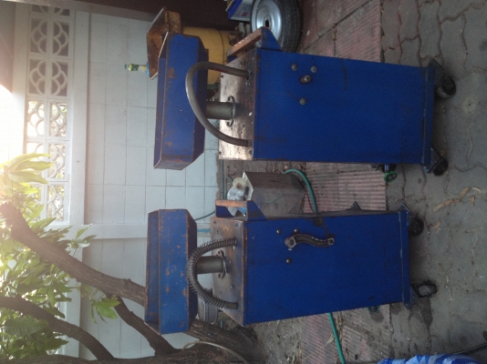 รายละเอียด ขายหมดแล้วขอบคุณพี่เสือครับ ขายถังรองถ่ายน้ำมันเครื่องสำหรับใช้กับฮอยท์ยกรถ(ลิฟท์ยกรถ) มี2ตัว ราคาตัวละ2000 โทร0817113399 อยู่กรุงเทพ อ่อนนุช ศรีนครินทร์ ใกล้ซีคอน เหลือตัวเดียวแล้วคับ