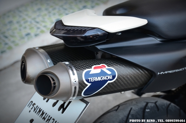 ขาย Hypermotard 796 Y'2010 รถศูนย์ สภาพเยี่ยม มีของแต่งพอสมควร