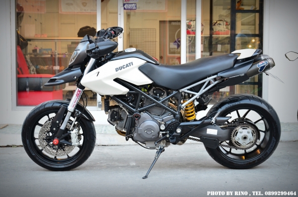 ขาย Hypermotard 796 Y'2010 รถศูนย์ สภาพเยี่ยม มีของแต่งพอสมควร
