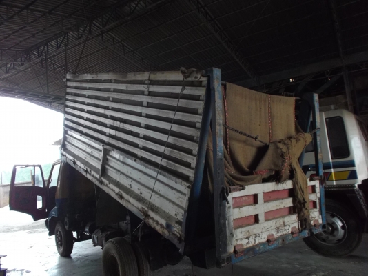 ขายด่วนรถ6ล้อKM310ดรั้มเกษตรยาว4.20มวางหัววางเครื่อง