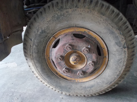 ขายด่วนรถ6ล้อKM310ดรั้มเกษตรยาว4.20มวางหัววางเครื่อง