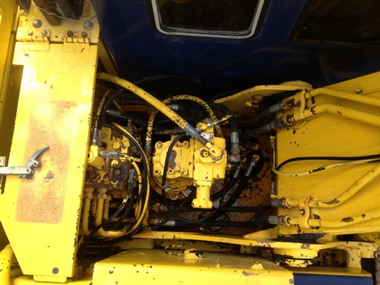 ขายด่วน..รถแบคโฮ KOBELCO SK120 M2(045) รถสวย โซ่สวย ช่วงล่างสวย มาก ๆ ระบบไฟฟ้าทำงานดี ครบ ประหยัดน้ำมัน เกินคุ้ม .