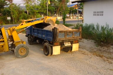 ขายหกล้อดั้ม โตโยต้า DINa  115 แรงเต็ม 5 คิว รถสวยพร้อมใช้ รถใช้งานอยู่ ครับ ด่วน