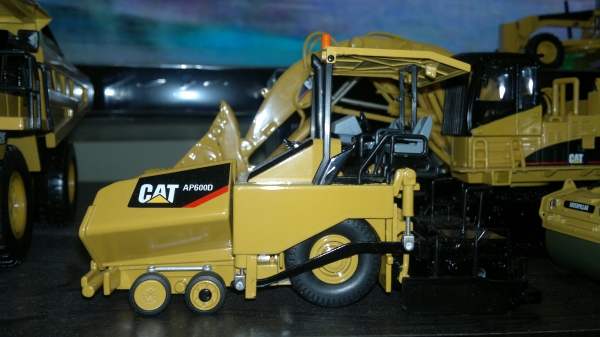 โมเดล catterpillar รุ่นต่างๆคับสนจัยรุ่นไหนสอบถามได้ ว่างรับสาย 24 ชม โมเดล catterpillar รุ่นต่างๆคับสนจัยรุ่นไหนสอบถามได้ ว่างรับสาย 24 ชม