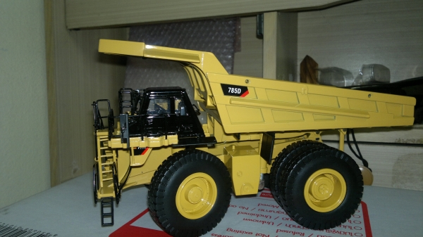 โมเดล catterpillar รุ่นต่างๆคับสนจัยรุ่นไหนสอบถามได้ ว่างรับสาย 24 ชม โมเดล catterpillar รุ่นต่างๆคับสนจัยรุ่นไหนสอบถามได้ ว่างรับสาย 24 ชม