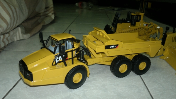 โมเดล catterpillar รุ่นต่างๆคับสนจัยรุ่นไหนสอบถามได้ ว่างรับสาย 24 ชม โมเดล catterpillar รุ่นต่างๆคับสนจัยรุ่นไหนสอบถามได้ ว่างรับสาย 24 ชม