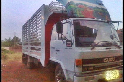 6 ล้ออีซูซุ ร๊อคกี้ 175 สภาพดี น่าใช้ ราคาจิ๊บๆ