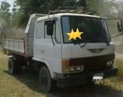 HINO FD 185 HP HO7C หกล้อดั๊มพ์ ช่วงล่างใหญ่คัชซีดี ยาง 8.25 ขอบ 16 เครื่องแรงดีไม่มีเยิ้ม หัวเก๋งสีบางเดิมไม่มีผุกร่อน ภายในคอนโซลสวยครบ พวงมาลัยเพาเวอร์ กระบะดั๊มพ์เหล็ก 6 ตันยาว 3.60 เมตร พร้อมบรรทุกพร้อมใช้งาน เอกสารทะเบียนภาษีครบพร้อมโอน ราคาต่อรองได