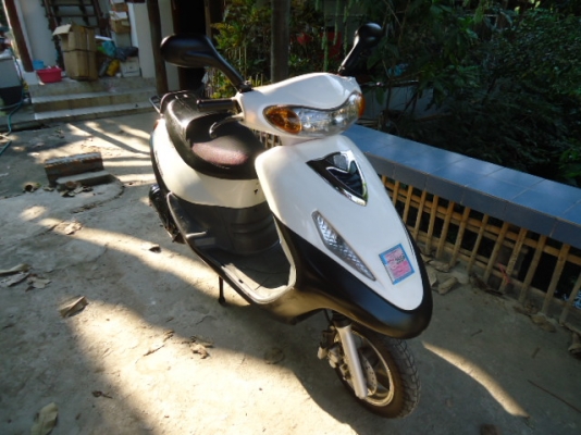 ขี่รถSCOOTER 125CC ที่มีทะเบียน กันดีกว่านะครับ 9000 บาท ขี่รถSCOOTER 125CC ที่มีทะเบียน กันดีกว่านะครับ 9000 บาท