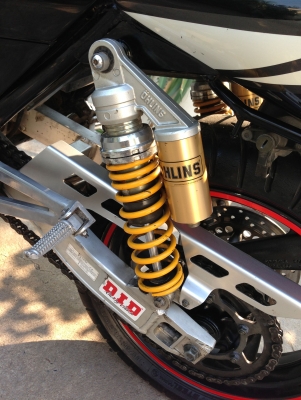 ขาย XJR400 ปี2000อินวอยแท้ สีแดง-ดำ สวยๆ ระบบไฟติดครบทุกดวง