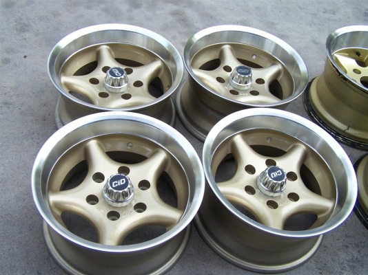 แม็ก CID ขอบ 15 กว้าง 7.5 แม็ก CID ขอบ 15 กว้าง 7.5