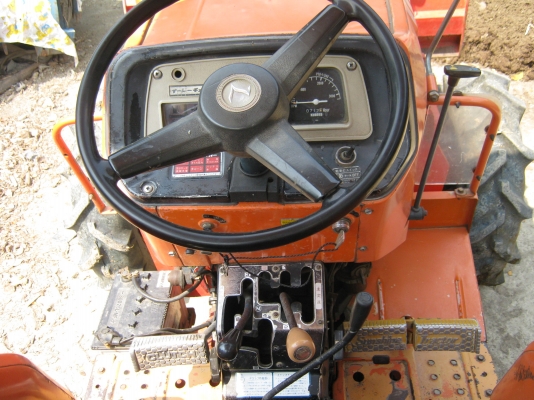 ขายคูโบต้า ZL4212DT-M 4wd 4x4   42แรงธรรมชาติไม่มีเทอร์โบ084-0747874   ราคา  210.000 บาท