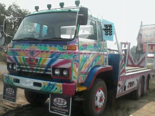 ISUZU JCM 175 HP 6BG1 รถหางปลา 10 ล้อเพลาเดียว มีหางไฮดรอลิกส์ขึ้นรถเกี่ยวข้าวพร้อมใช้งาน แล็ปลายสวยทั้งหัวเก๋งและตัวรถ เครื่องแห้งแรงดี ภายในเก๋งคอนโซลครบ พวงมาลัยเพาเวอร์ ช่วงล่างคัชซีสวยไม่มีบวม ยางสภาพดี 10 เส้นประมาณ 70\% พร้อมลากพร้อมบรรทุกได้เลย เอก