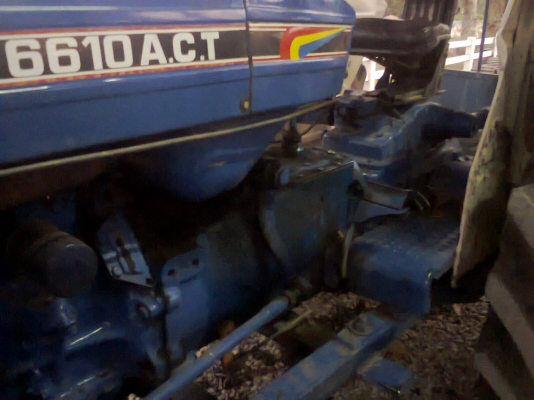 ขายรถไถ่ฟอร์ด ลดสุดสุดร้อนเงิน!!