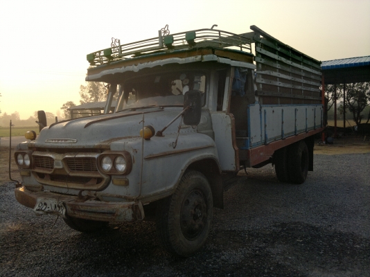 ขายรถ ISUZU 6 ล้อ หน้ายาว ขายรถ ISUZU 6 ล้อ หน้ายาว