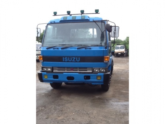 อีซูซุ อีเอ็กแซด275แรง ทำสีใหม่ ยางใหม่10เสัน ราคา 700,000.-