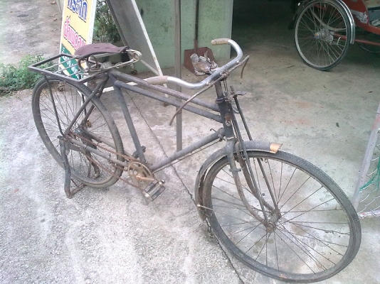 ขายจักรยานโบราณคานคู่ 28 ชายดูขลังดีราคา 1600 มีรูปครับ ขายจักรยานโบราณคานคู่ 28 ชายดูขลังดีราคา 1600 มีรูปครับ