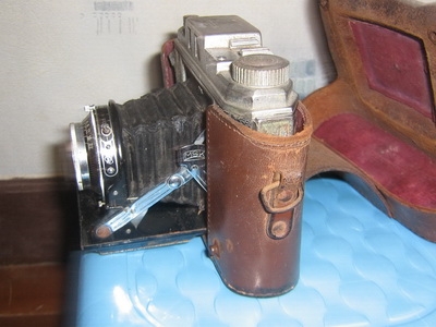 ขายกล้องพับ โบราณอายุหลายปี ขายกล้องพับ โบราณอายุหลายปี