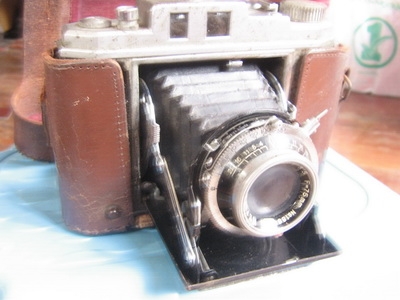 ขายกล้องพับ โบราณอายุหลายปี