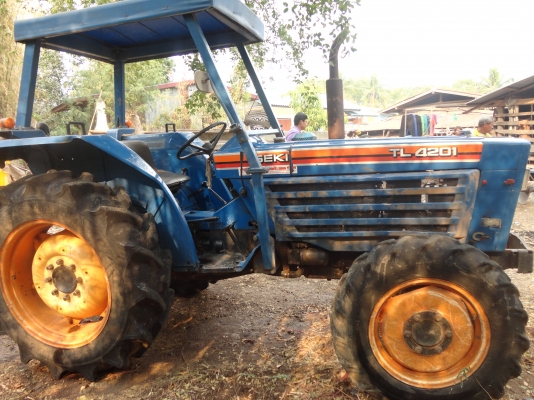 ขาย ISEKI TL-4201 42 แรง 155,000 บาท ลดได้นิดหน่อย ขาย ISEKI TL-4201 42 แรง 155,000 บาท ลดได้นิดหน่อย