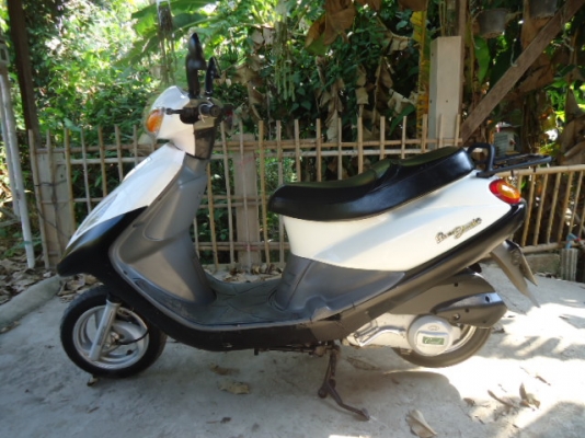 ขาย SCOOTER JRD 125CC คันใหญ่ กว่ารถทั่วไป จุของได้มากครับ สภาพดี แน่นๆ วิ่งนิ่ม มีทะเบียนและเอกสารพร้อมโอนครับ ไม่ขาดต่อภาษี สภาพสวยเดิมๆ ราคา 9000 บาท ขาย SCOOTER JRD 125CC คันใหญ่ กว่ารถทั่วไป จุของได้มากครับ สภาพดี แน่นๆ วิ่งนิ่ม มีทะเบียนและเอกสารพร้อมโอนครับ ไม่ขาดต่อภาษี สภาพสวยเดิมๆ ราคา 9000 บาท