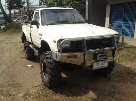 ขายรถม้ากะโดด4wdเครื่องไมตี้เอ๊กแม็กใหม่ยางใหม่ วินช์หน้าเป็นวินช์เกียร์ใช้งานได้