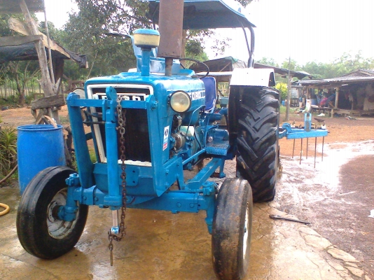 ขายรถไถฟอร์ด ขายรถไถฟอร์ด