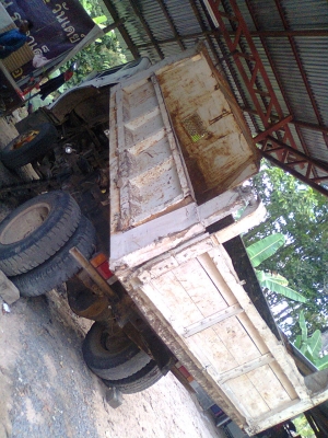 ขายรถดั้มหกล้อหัวKT