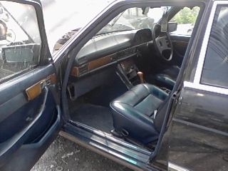 รถ Benz126 ราคาถูกนะ ทะเบียนไม่ขาด เอกสารครบๆ นะคับ ขับกลับบ้านได้เลย รถ Benz126 ราคาถูกนะ ทะเบียนไม่ขาด เอกสารครบๆ นะคับ ขับกลับบ้านได้เลย