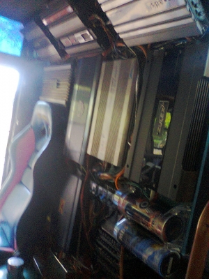 ขายรถบัสพัดลม12เมตรหรือแลกเทเลอร์สิบล้อหางปลา ขายรถบัสพัดลม12เมตรหรือแลกเทเลอร์สิบล้อหางปลา