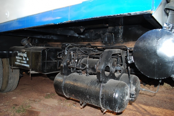 รถบรรทุก 10 ล้อ เพลาเดียว