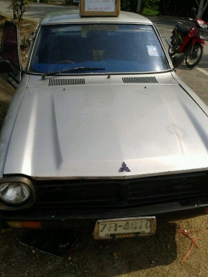 ขายรถเก๋ง มิตซูบิชิ แลนเซอร์ พร้อมใช้ เล่มทะเบียนพร้อมโอน ภาษีไม่ขาด